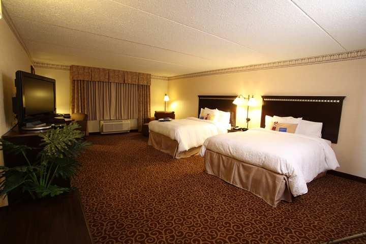 Hampton Inn & Suites Staten Island Nowy Jork Zewnętrze zdjęcie