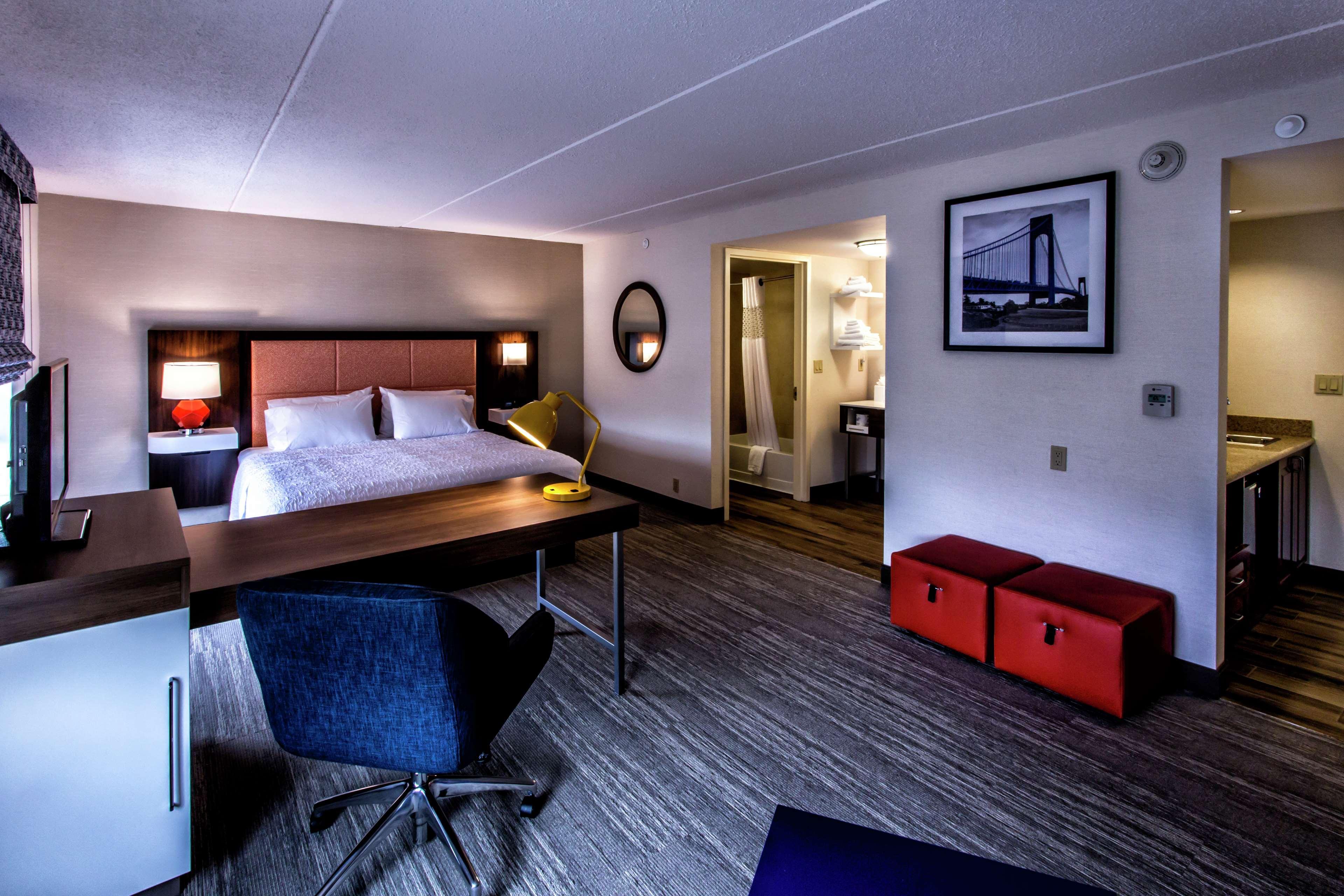Hampton Inn & Suites Staten Island Nowy Jork Zewnętrze zdjęcie