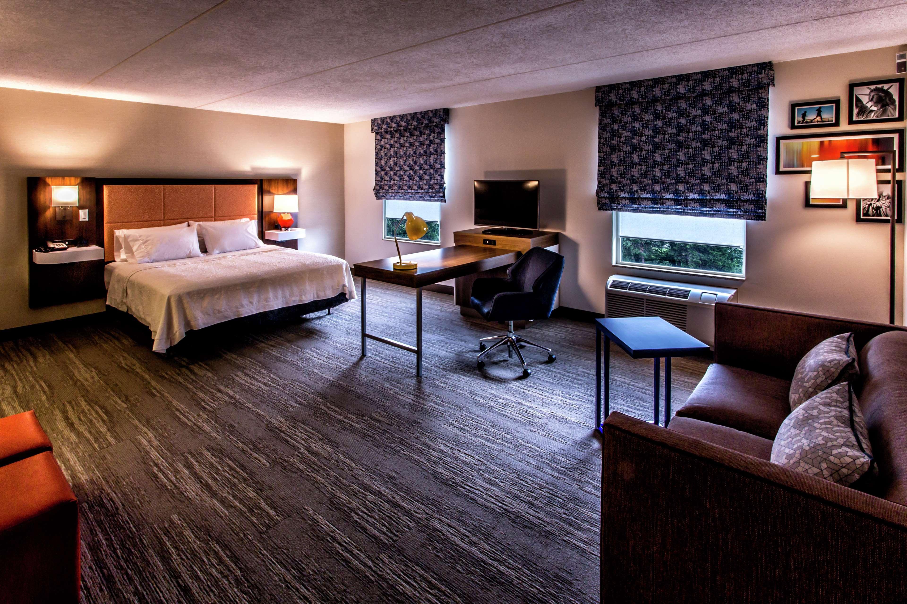 Hampton Inn & Suites Staten Island Nowy Jork Zewnętrze zdjęcie