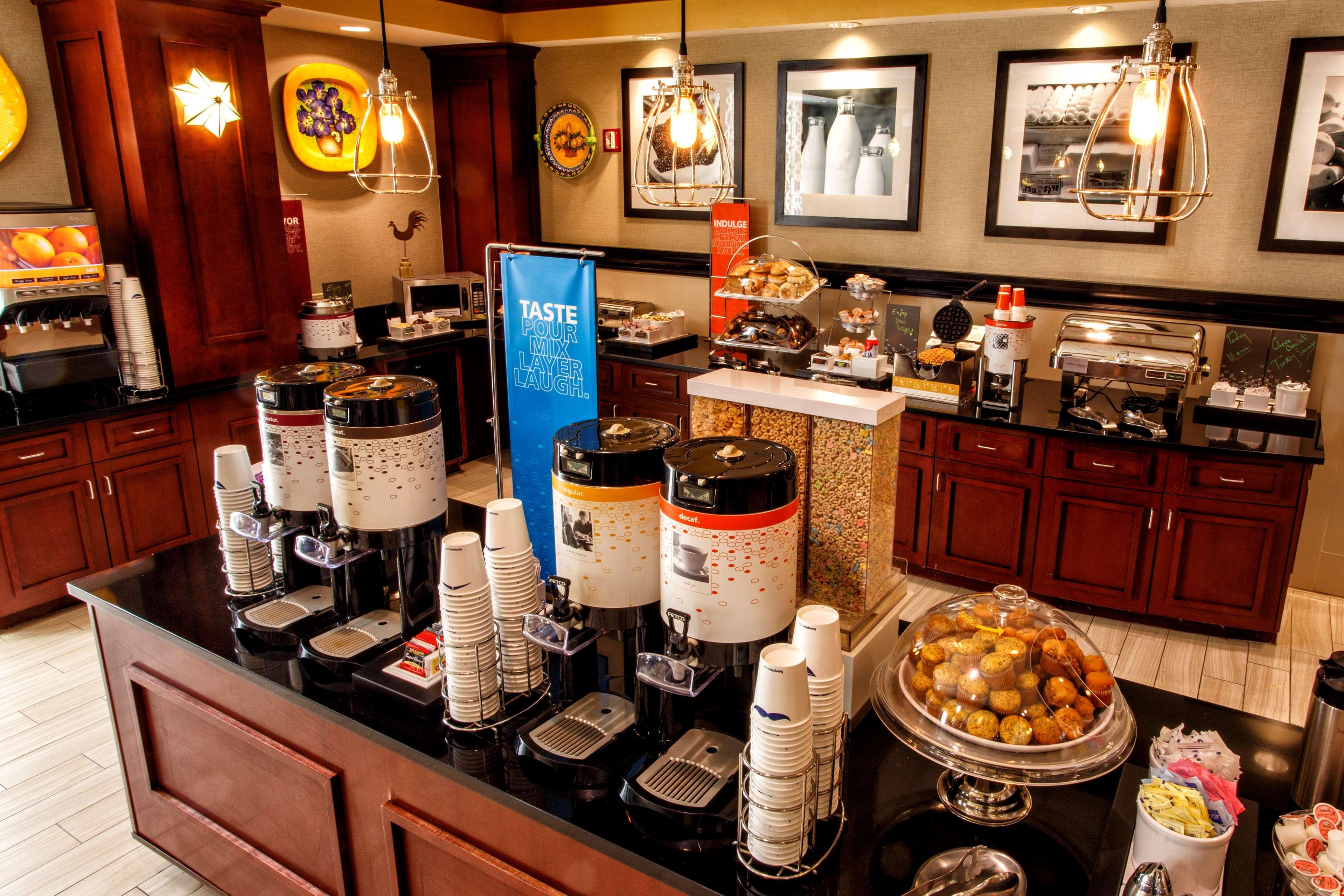 Hampton Inn & Suites Staten Island Nowy Jork Zewnętrze zdjęcie