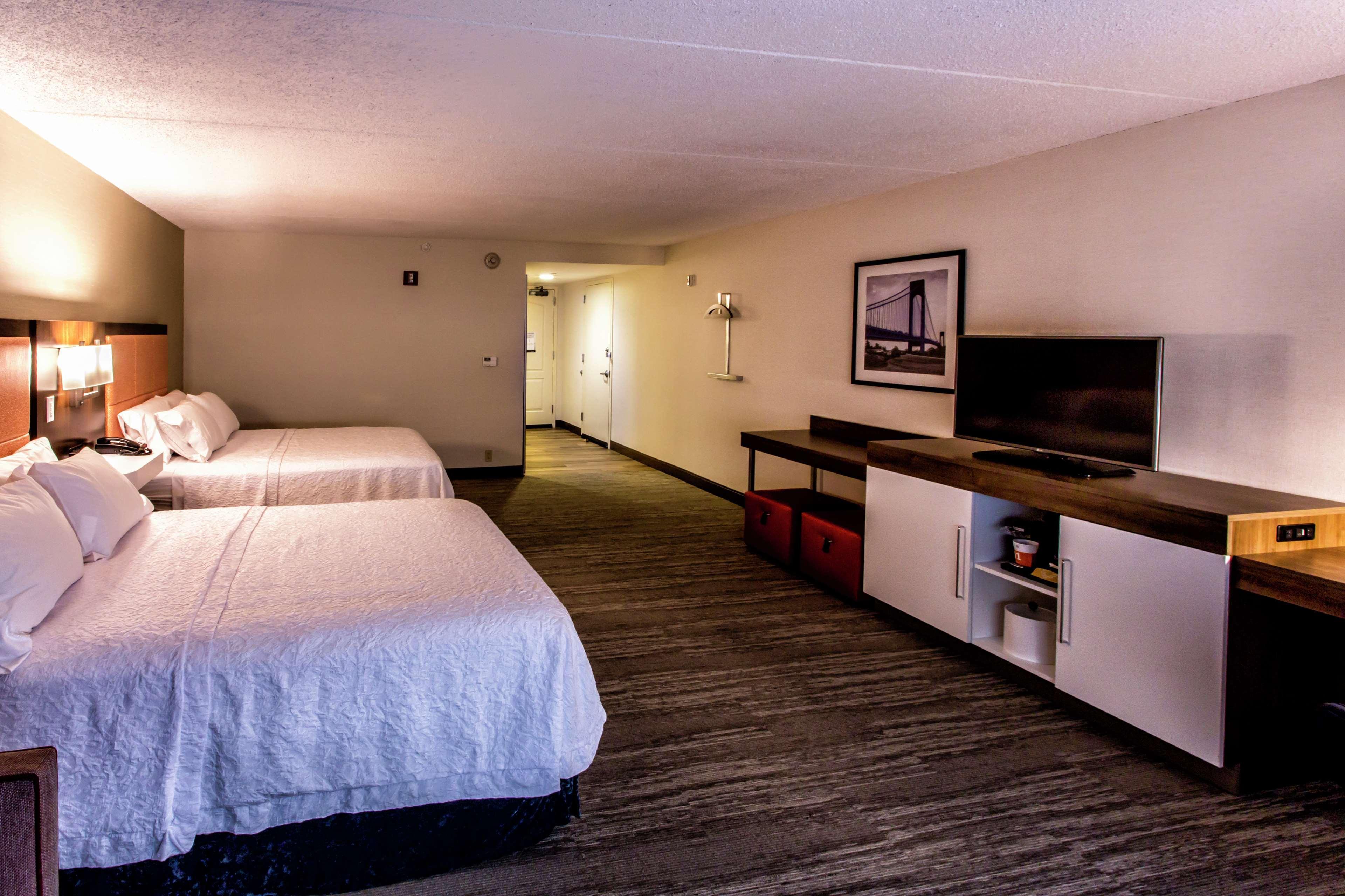 Hampton Inn & Suites Staten Island Nowy Jork Zewnętrze zdjęcie