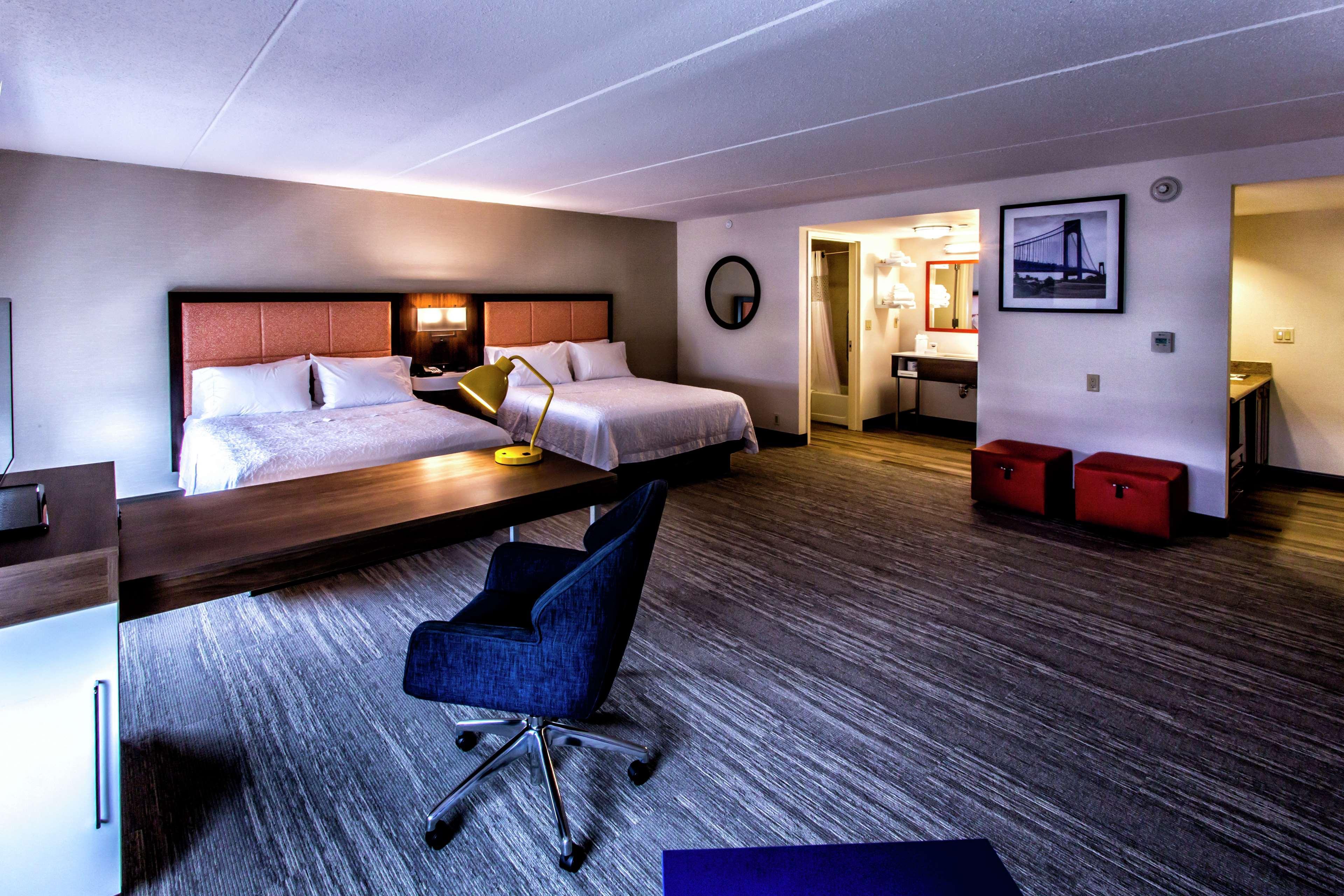 Hampton Inn & Suites Staten Island Nowy Jork Zewnętrze zdjęcie