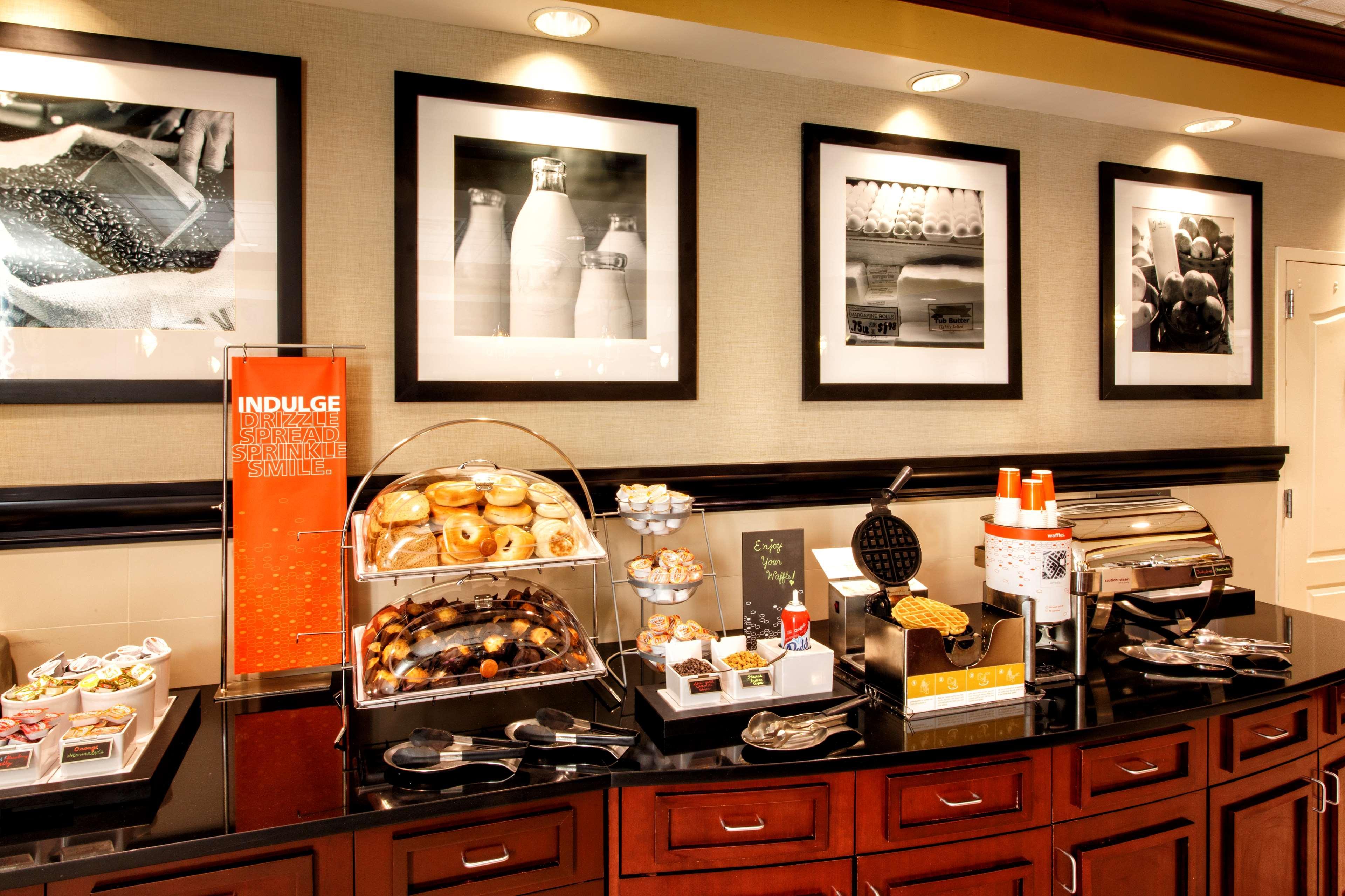 Hampton Inn & Suites Staten Island Nowy Jork Zewnętrze zdjęcie