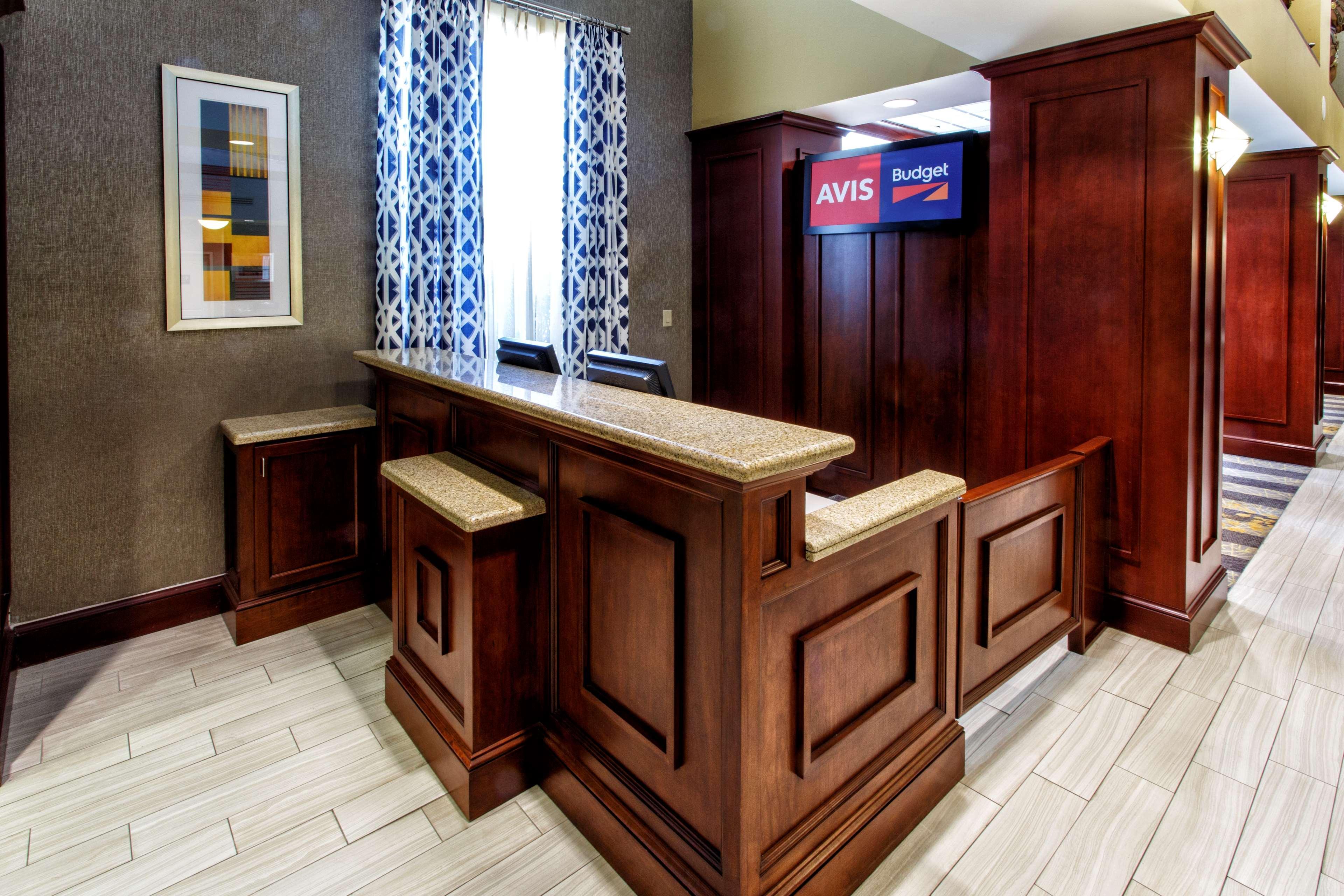 Hampton Inn & Suites Staten Island Nowy Jork Zewnętrze zdjęcie