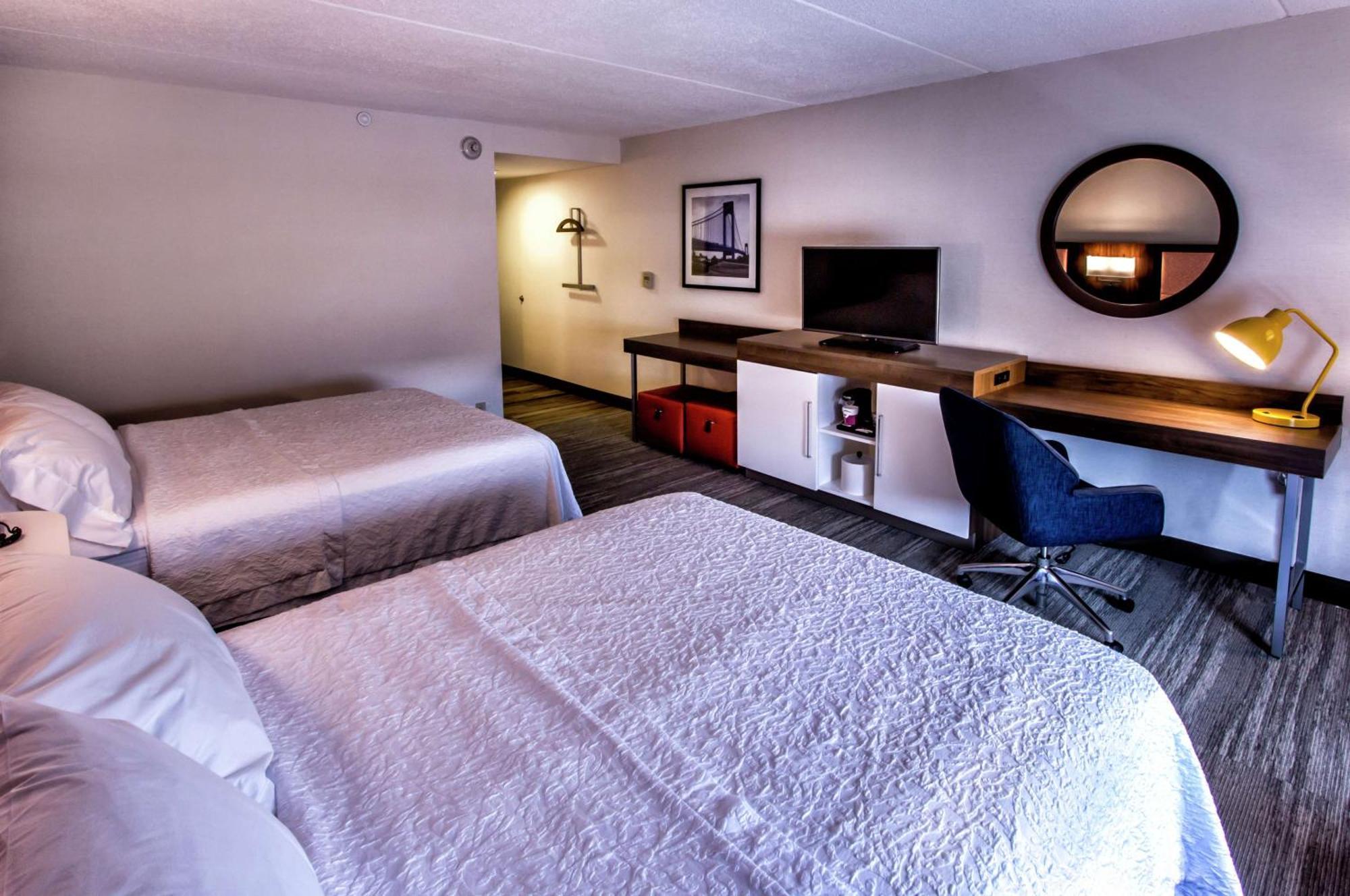 Hampton Inn & Suites Staten Island Nowy Jork Zewnętrze zdjęcie