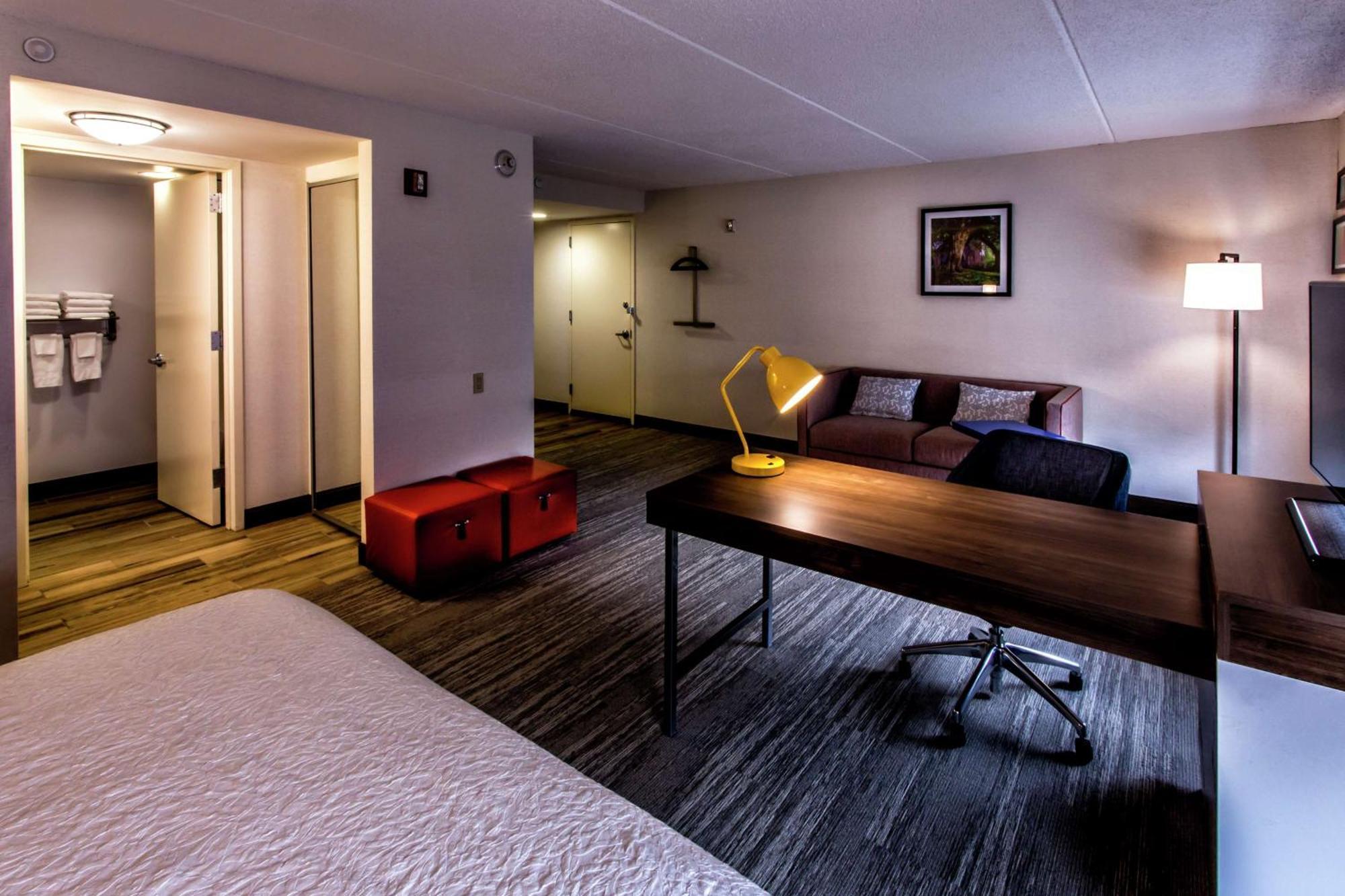 Hampton Inn & Suites Staten Island Nowy Jork Zewnętrze zdjęcie